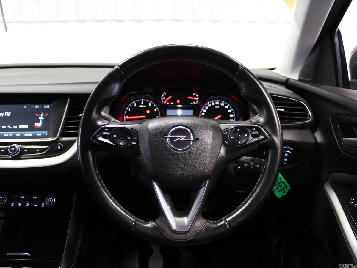 Opel Grandland X SUV, Petrol, 2021, Grey