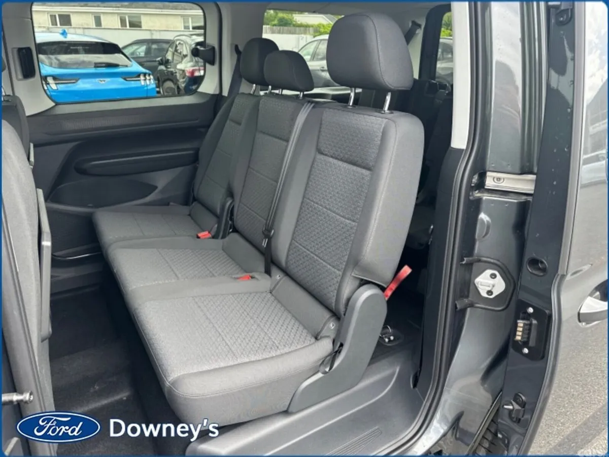 Ford Tourneo Connect MPV, Petrol Hybrid, 2026, Grey