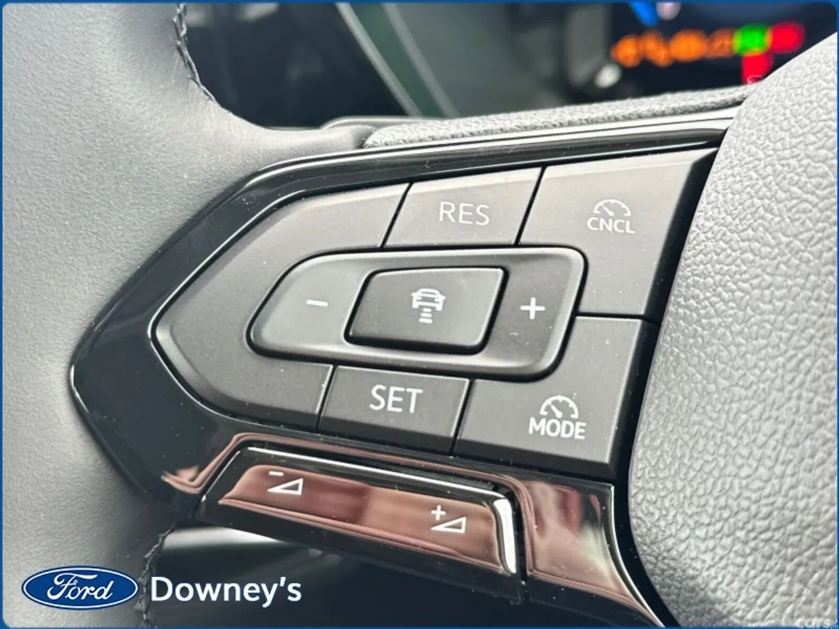Ford Tourneo Connect MPV, Diesel, 2026, Black
