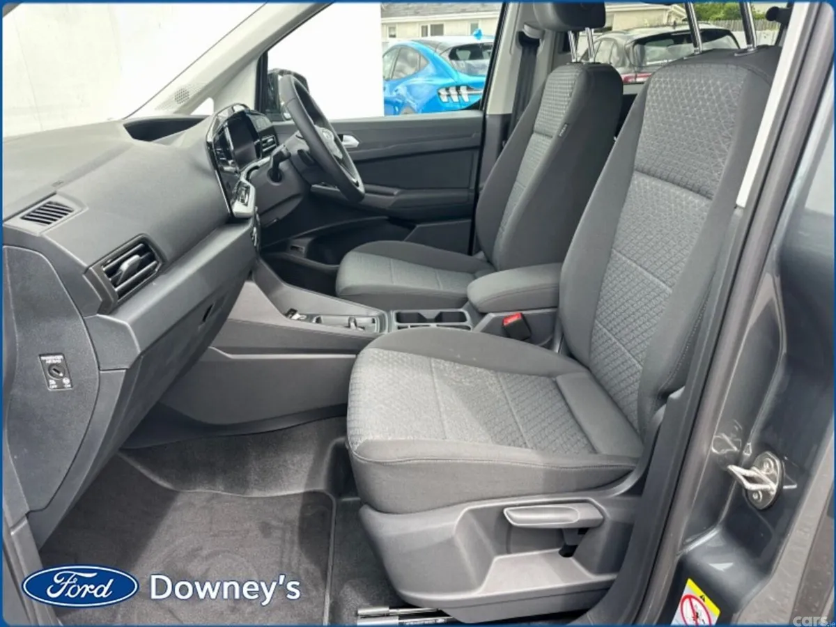 Ford Tourneo Connect MPV, Petrol Hybrid, 2026, Grey