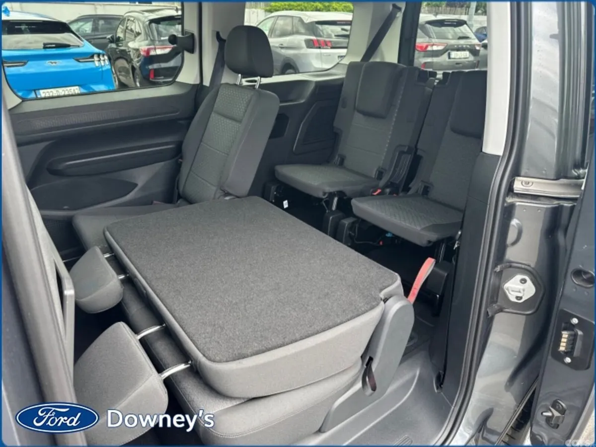 Ford Tourneo Connect MPV, Petrol Hybrid, 2026, Grey