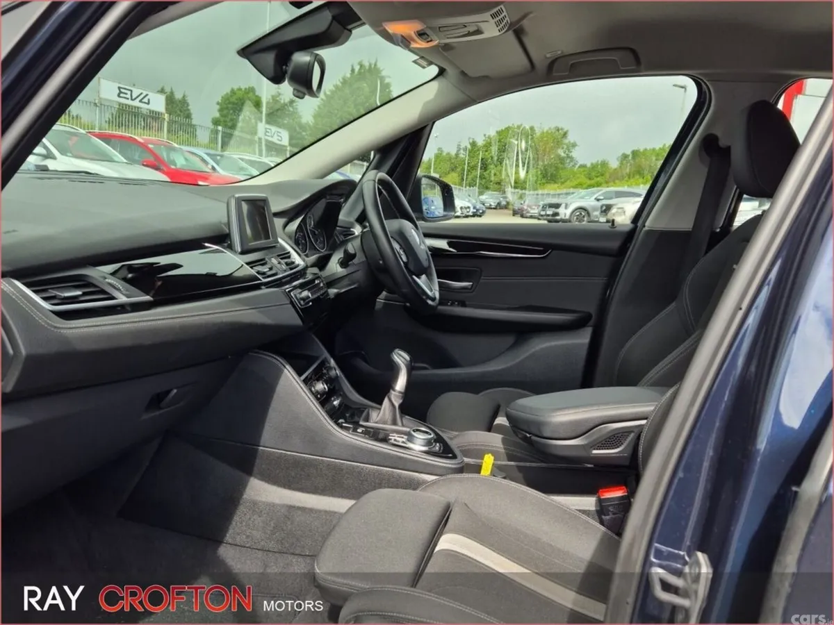 BMW 2-Series Hatchback, Diesel, 2016, Blue