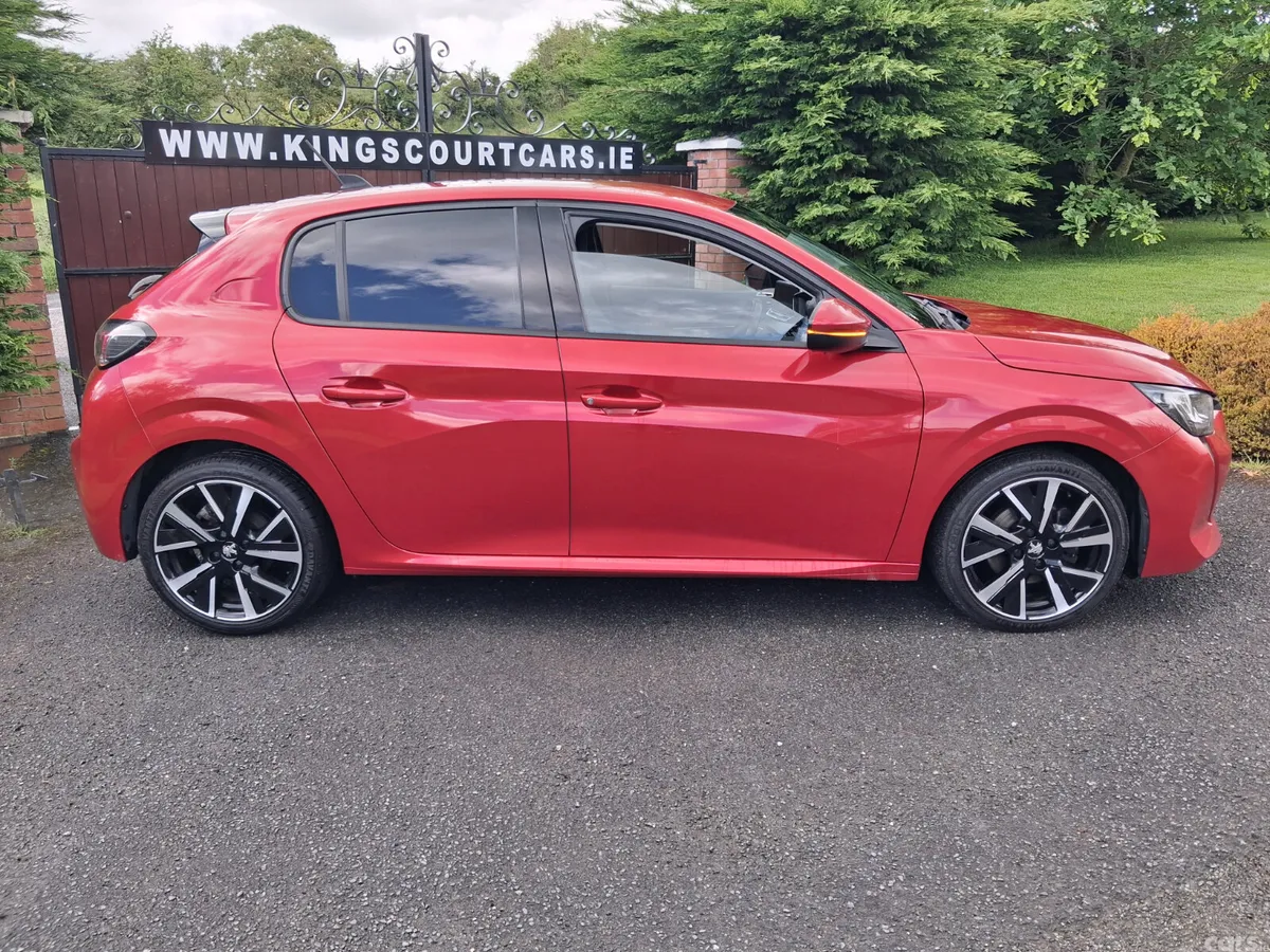 Peugeot 208 Hatchback, Petrol, 2021, Red