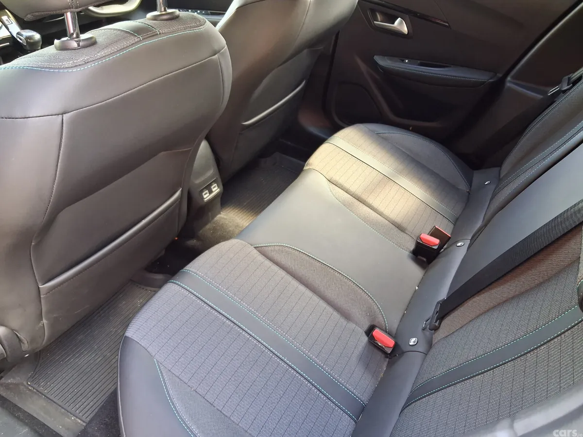 Peugeot 208 Hatchback, Petrol, 2021, Red
