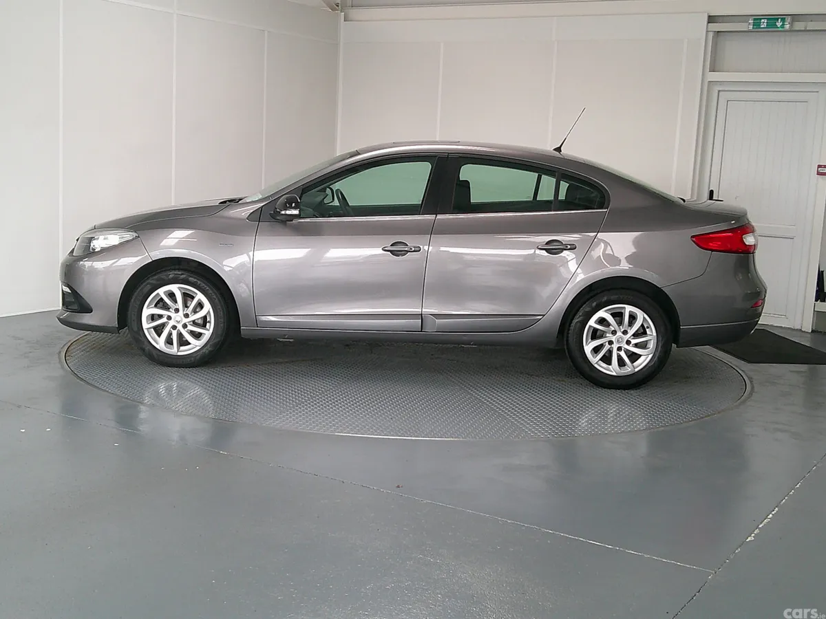 Renault Fluence Saloon, Diesel, 2016, Grey