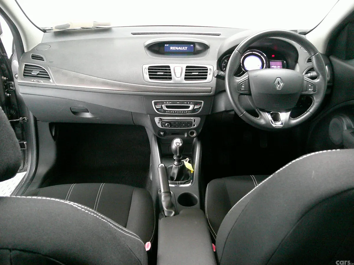 Renault Fluence Saloon, Diesel, 2016, Grey