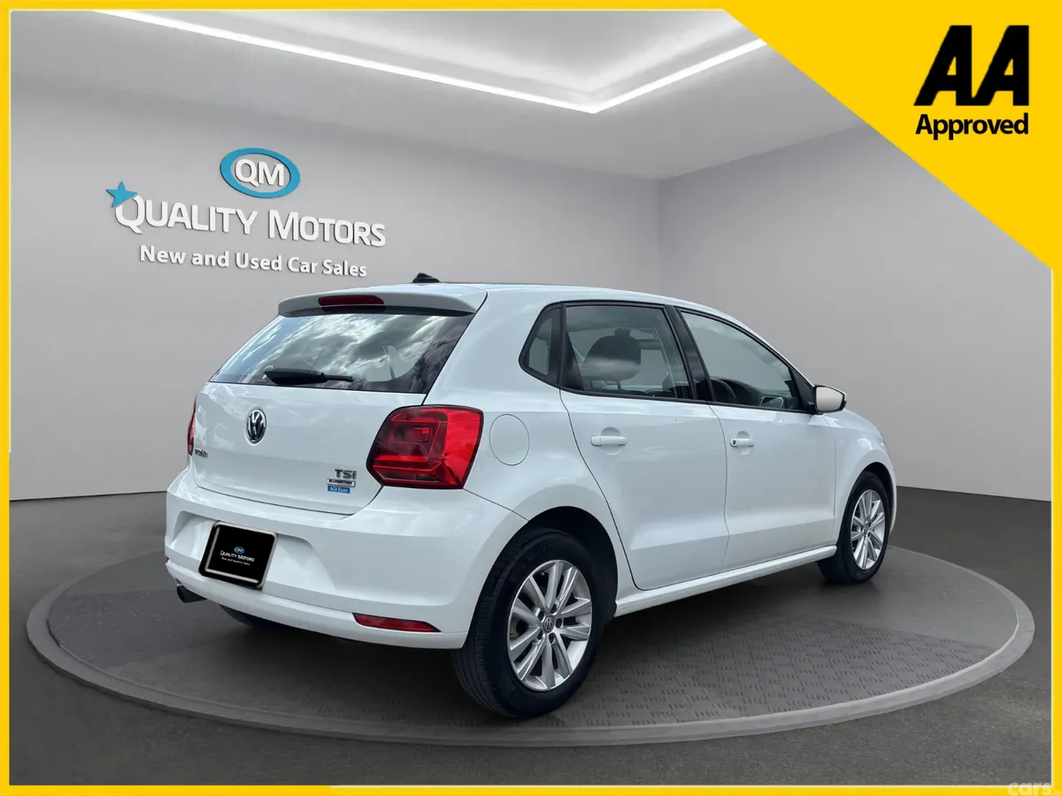Volkswagen Polo Hatchback, Petrol, 2017, White