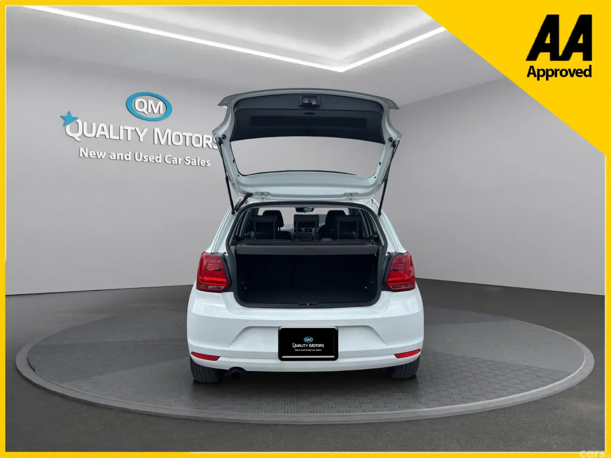 Volkswagen Polo Hatchback, Petrol, 2017, White