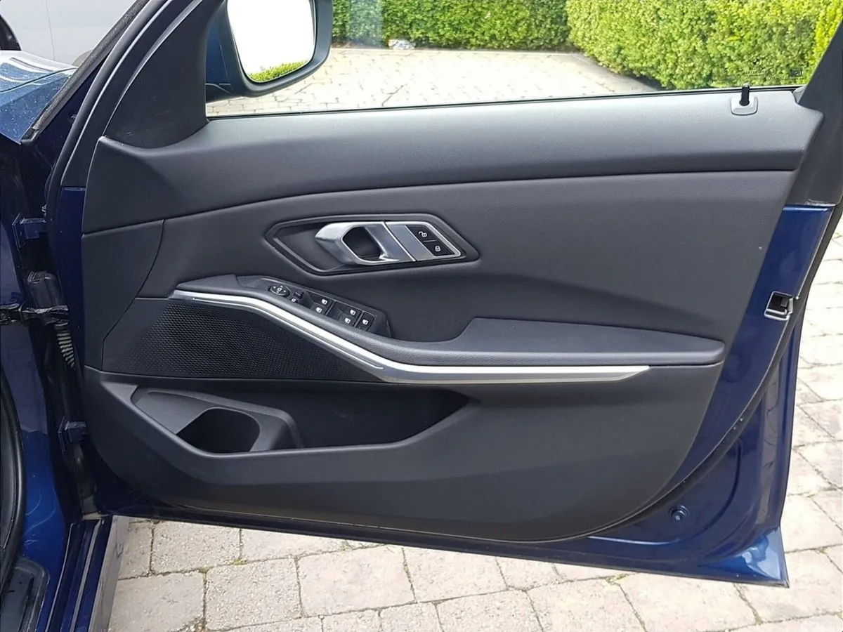 BMW 3-Series Saloon, Diesel, 2022, Blue