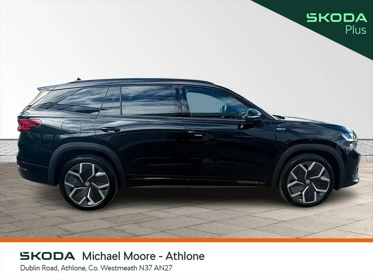Skoda Kodiaq MPV, Petrol Hybrid, 2027, Black