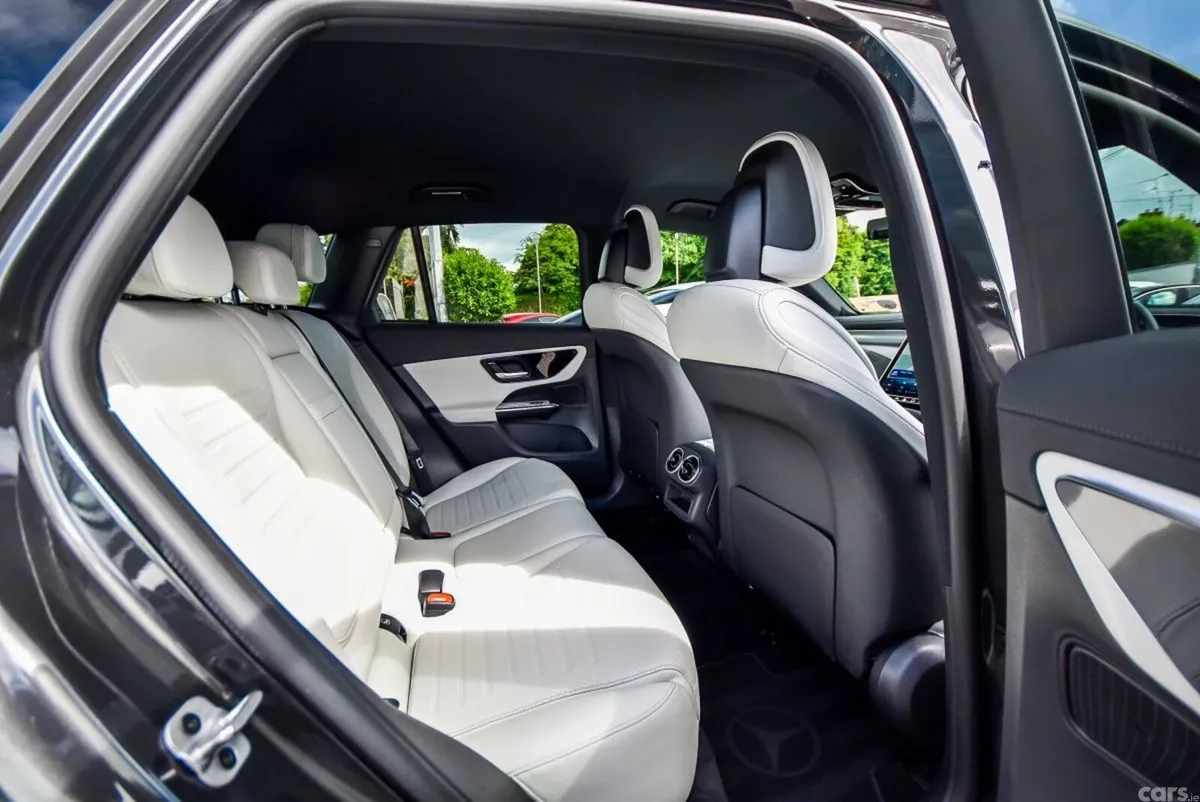 Mercedes-Benz GLC SUV, Diesel Hybrid, 2023, Grey
