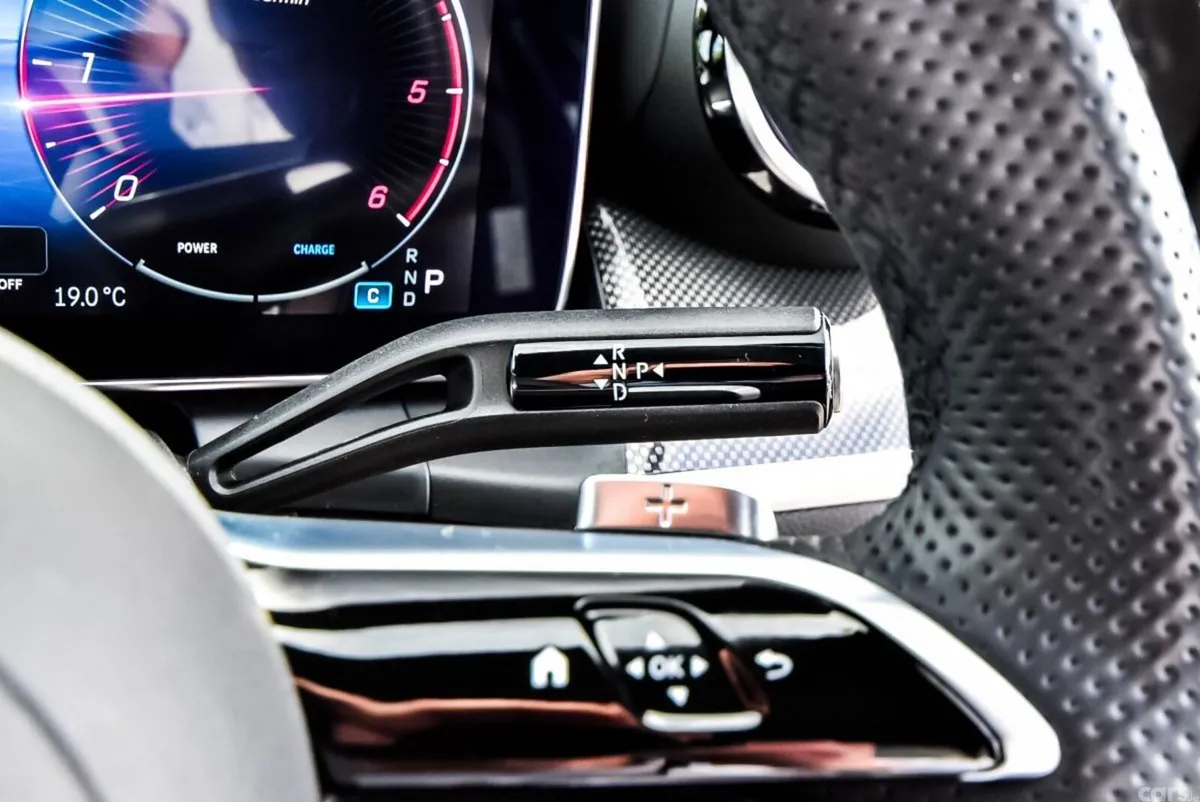 Mercedes-Benz GLC SUV, Diesel Hybrid, 2023, Grey