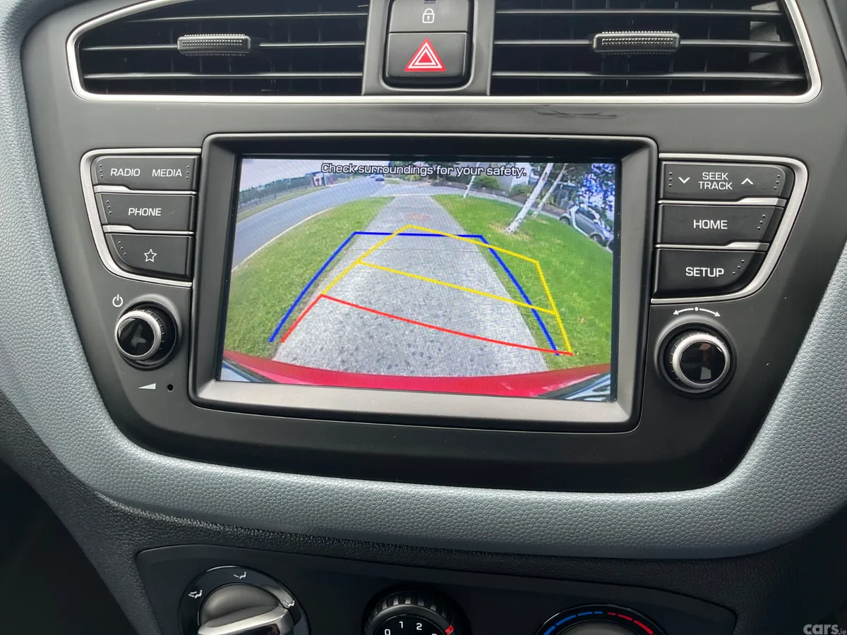 Hyundai i20 Hatchback, Petrol, 2019, Red