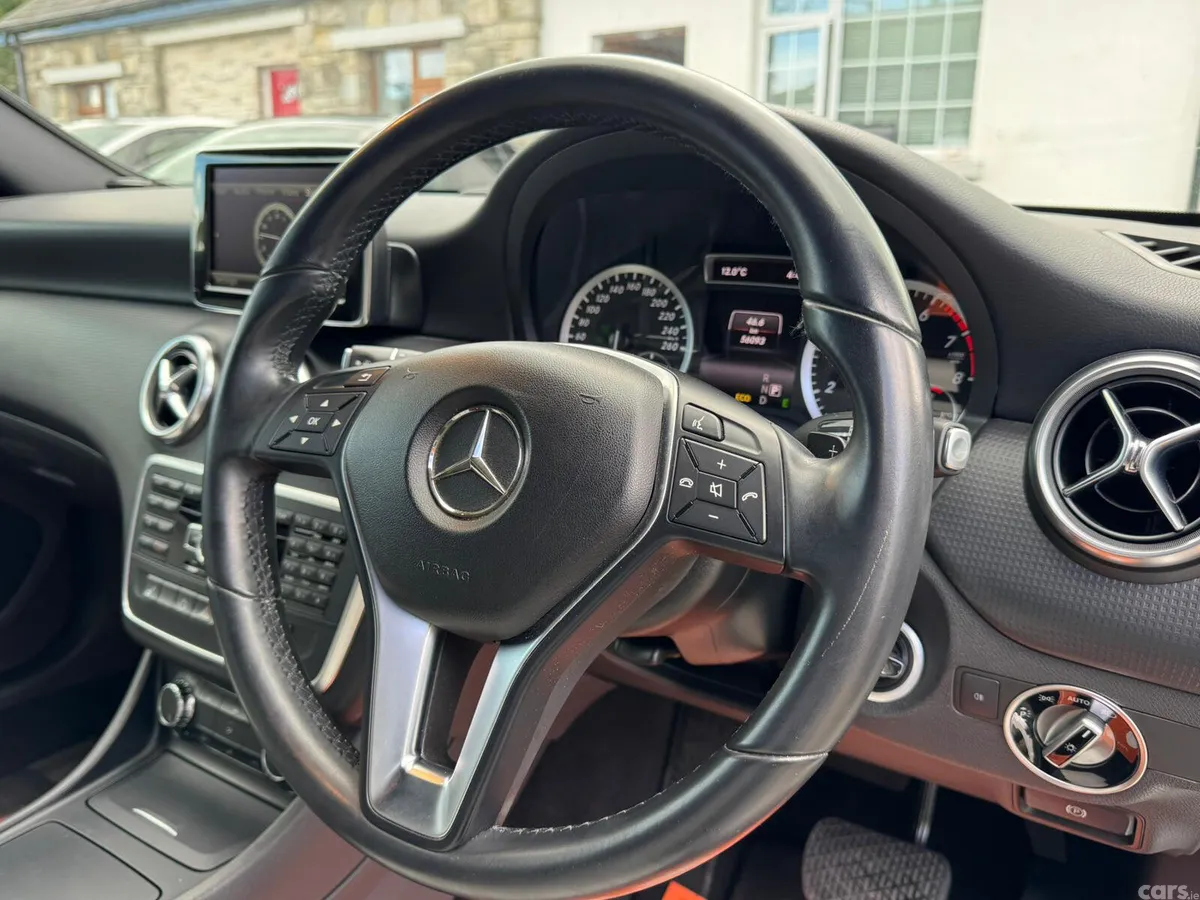Mercedes-Benz A-Class Hatchback, Petrol, 2014, White