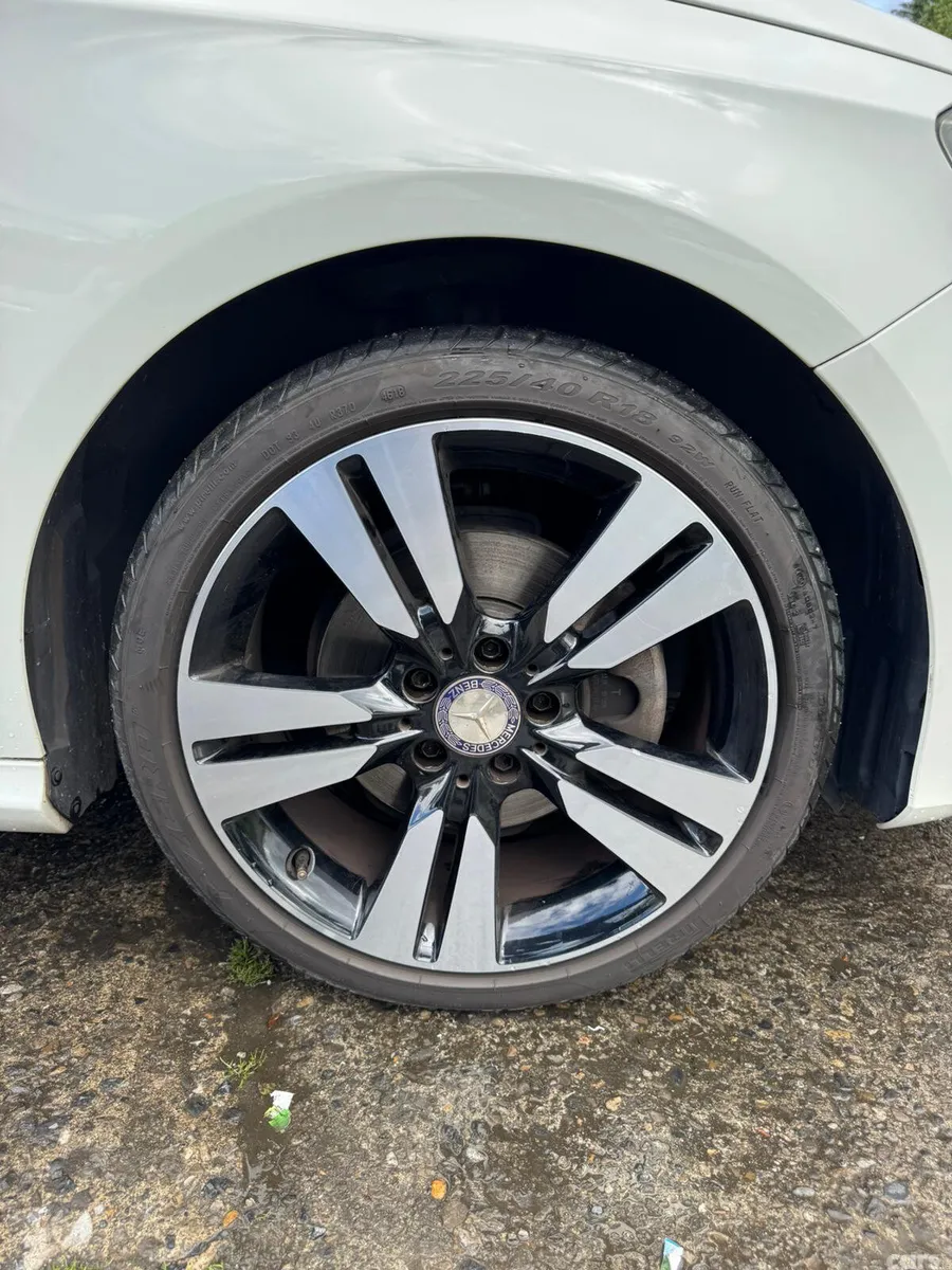 Mercedes-Benz A-Class Hatchback, Petrol, 2014, White