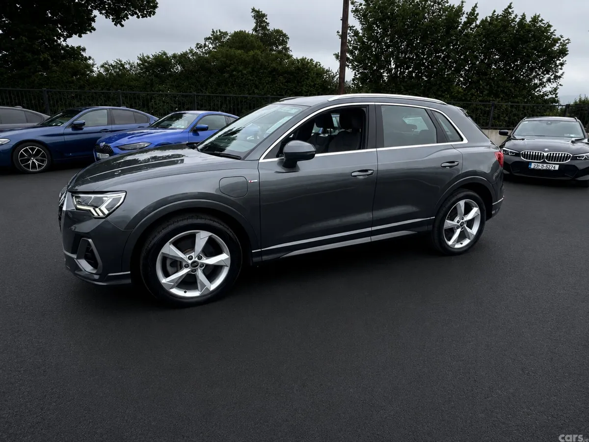 Audi Q3 SUV, Petrol Plug-in Hybrid, 2022, Grey