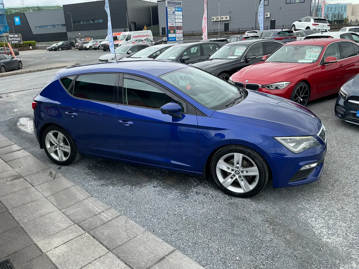 SEAT Leon Hatchback, Diesel, 2019, Blue