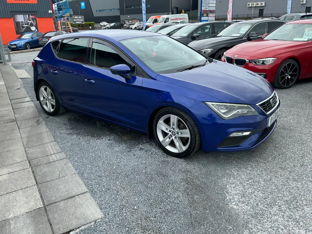 SEAT Leon Hatchback, Diesel, 2019, Blue
