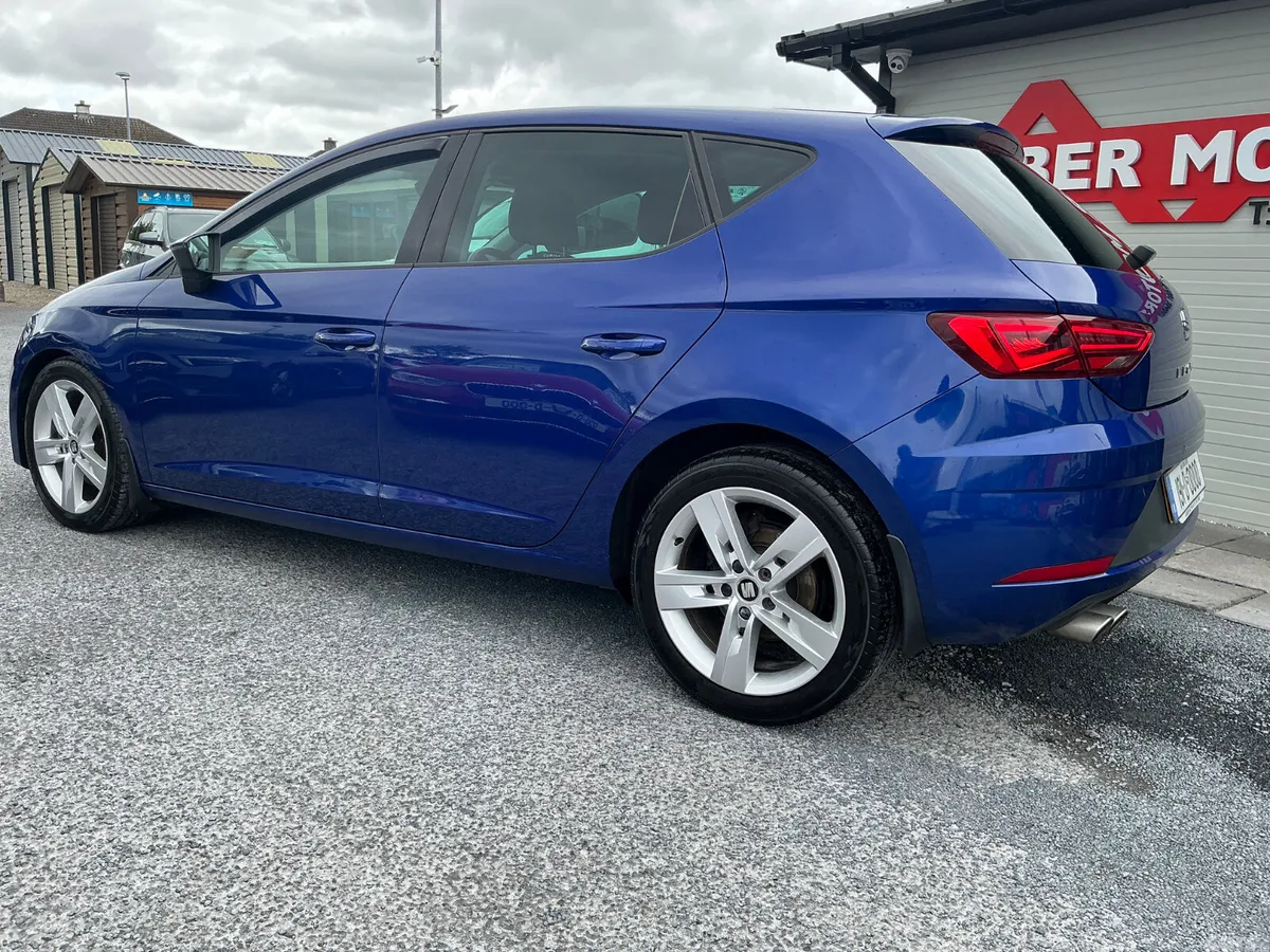 SEAT Leon Hatchback, Diesel, 2019, Blue