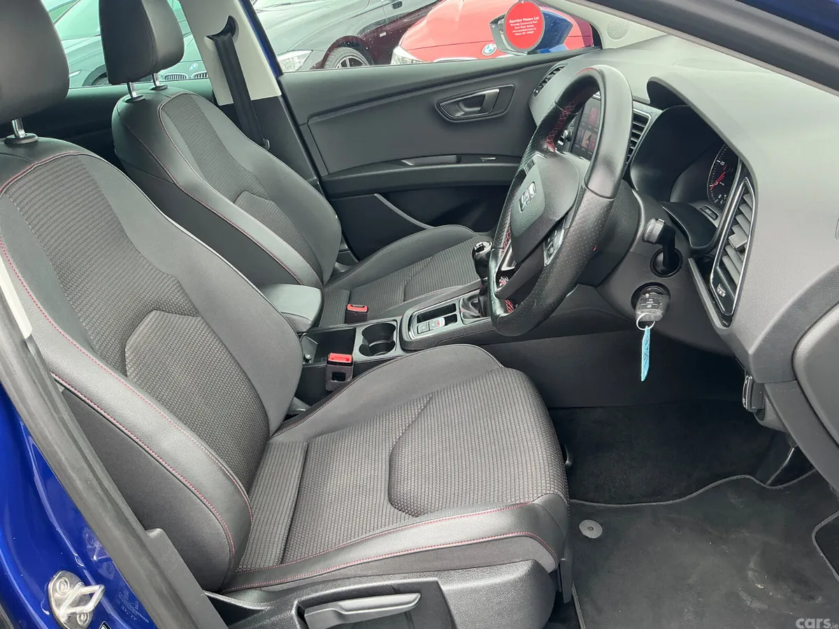 SEAT Leon Hatchback, Diesel, 2019, Blue