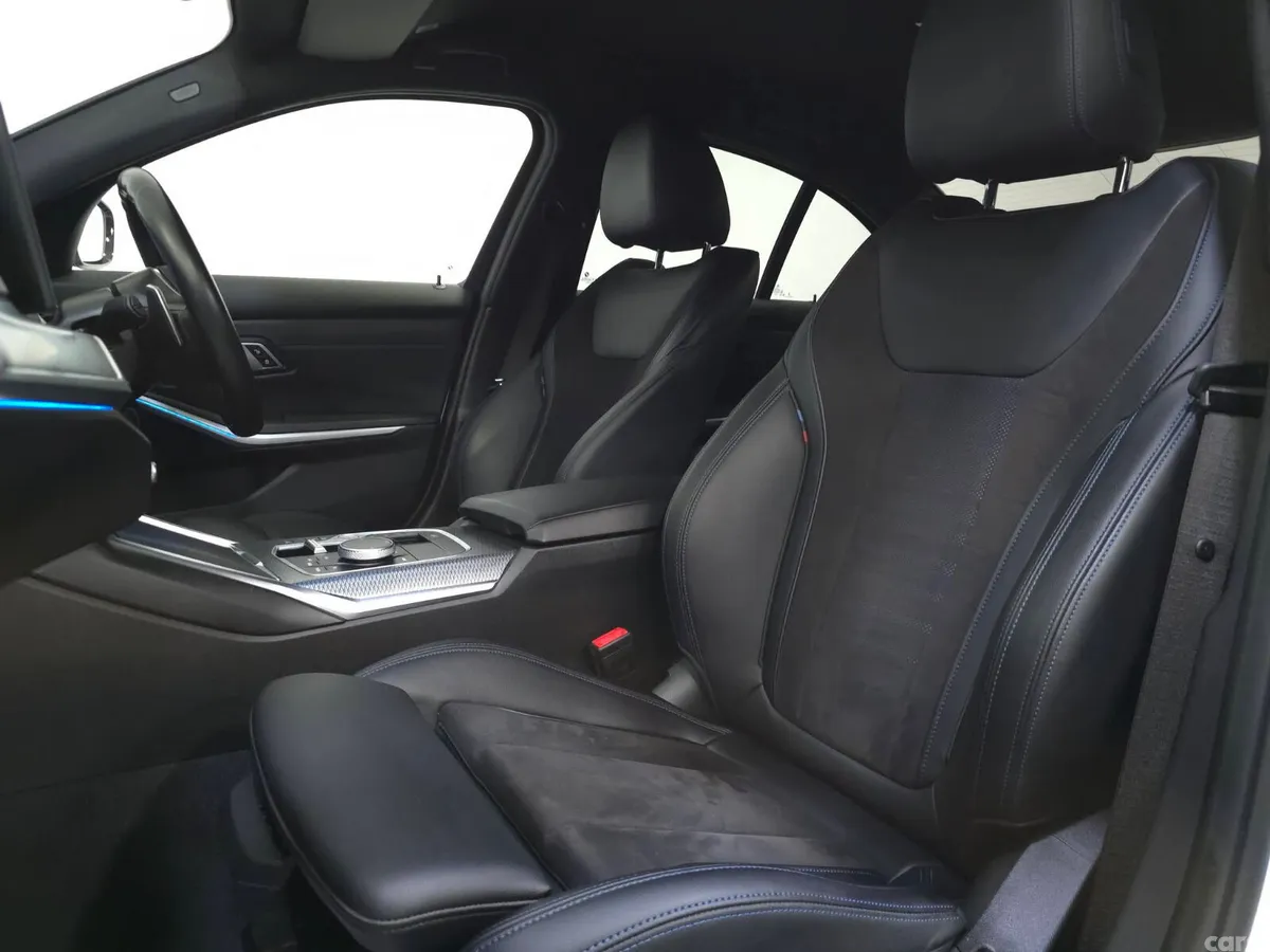 BMW 3-Series Saloon, Petrol Hybrid, 2023, White