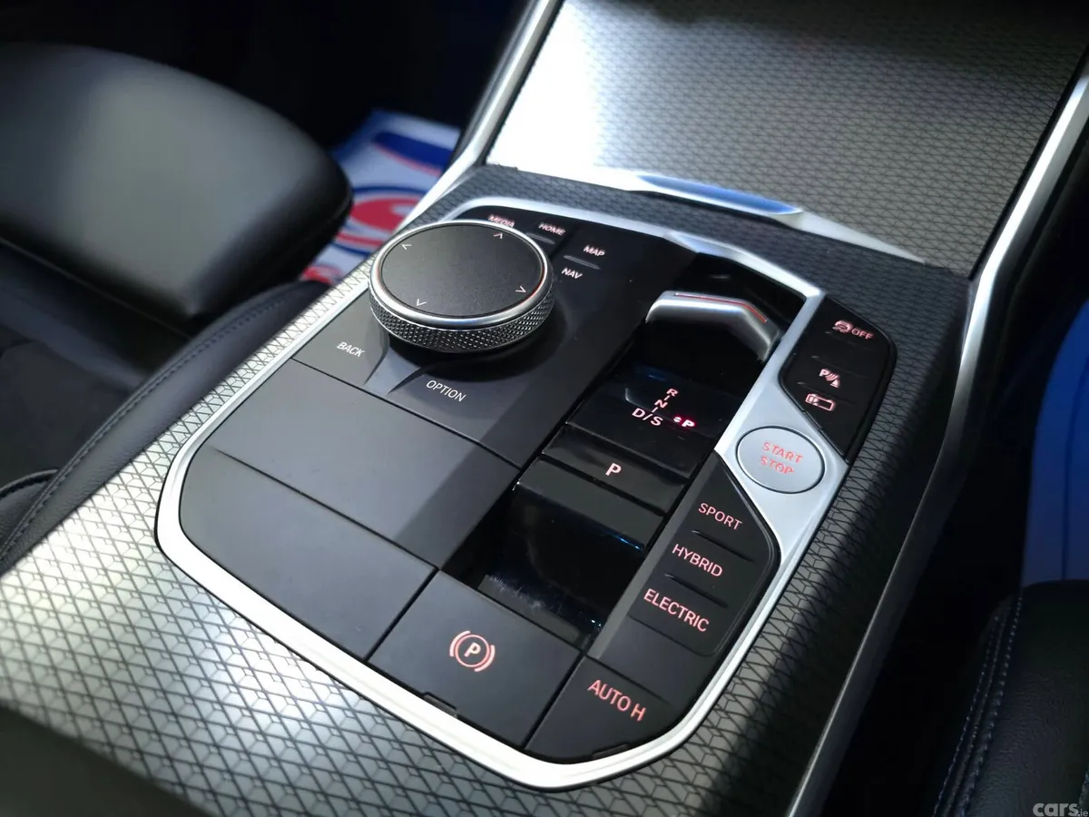 BMW 3-Series Saloon, Petrol Hybrid, 2023, White