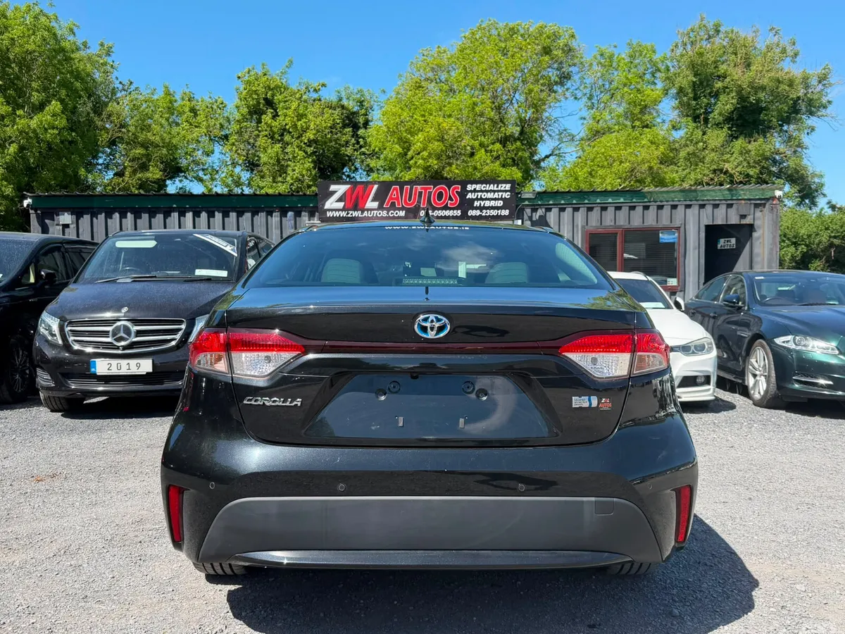 Toyota Corolla Hatchback, Petrol Hybrid, 2020, Black