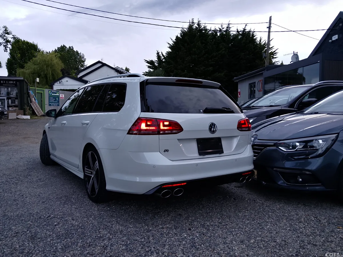 Volkswagen Golf Estate, Petrol, 2017, White