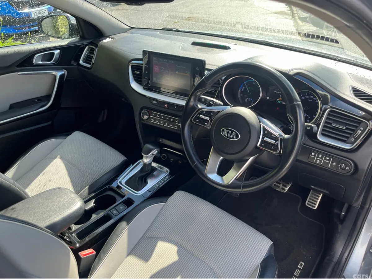 Kia Ceed Estate, Petrol Plug-in Hybrid, 2021, Grey