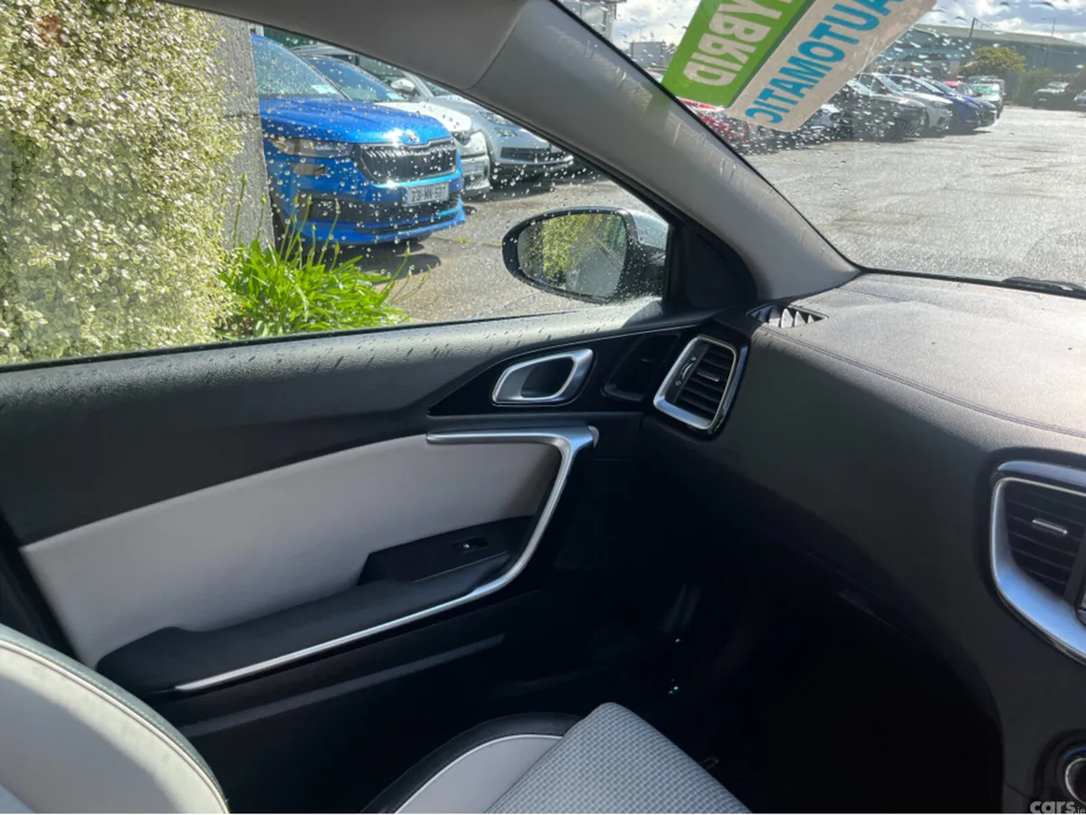 Kia Ceed Estate, Petrol Plug-in Hybrid, 2021, Grey