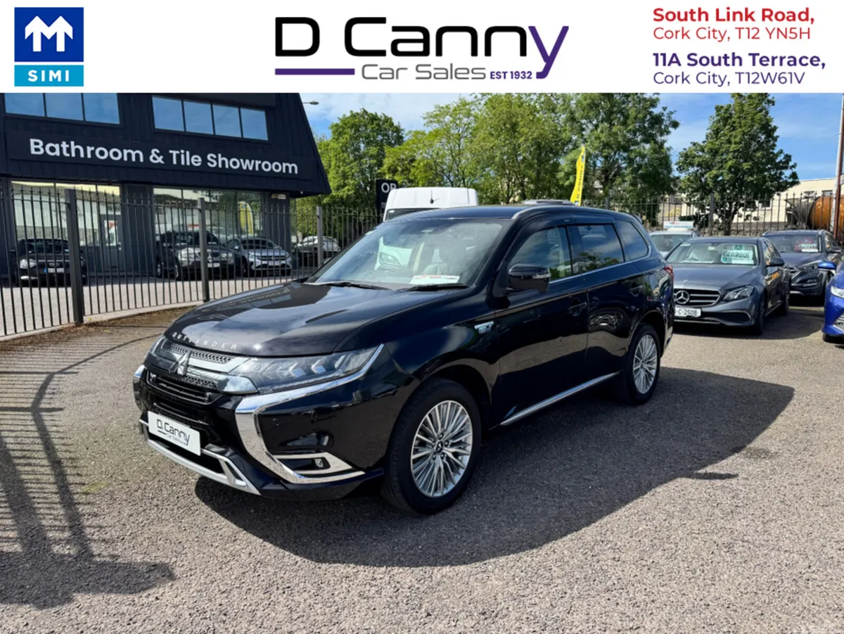 Mitsubishi Outlander SUV, Petrol Plug-in Hybrid, 2018, Black