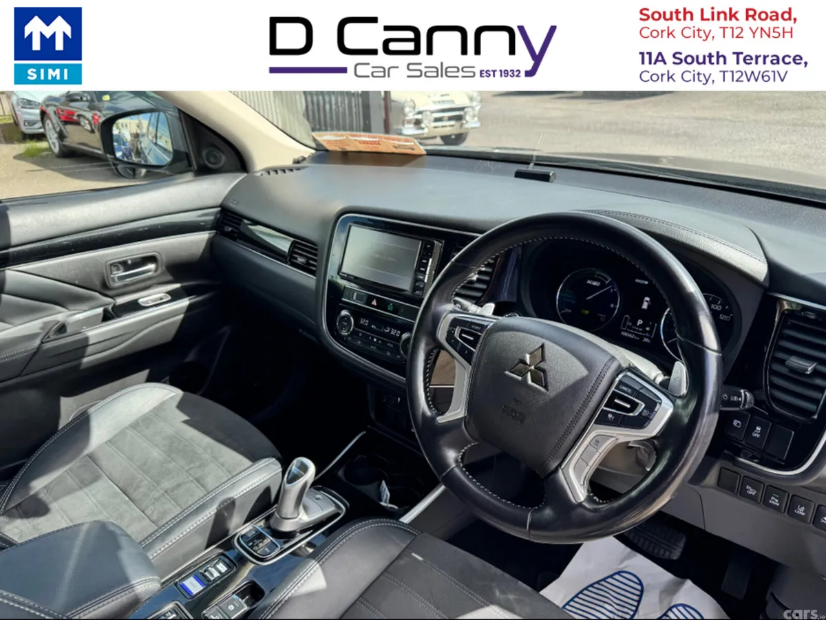 Mitsubishi Outlander SUV, Petrol Plug-in Hybrid, 2018, Black