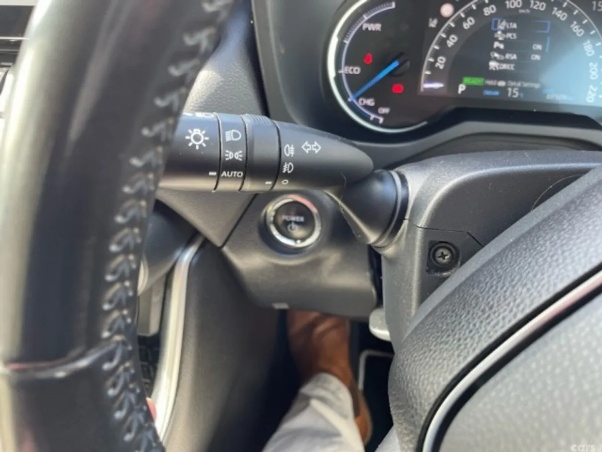 Toyota RAV4 SUV, Petrol Hybrid, 2023, Blue