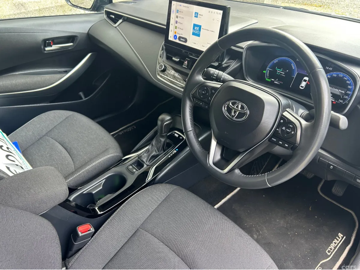 Toyota Corolla Saloon, Petrol Hybrid, 2024, Grey