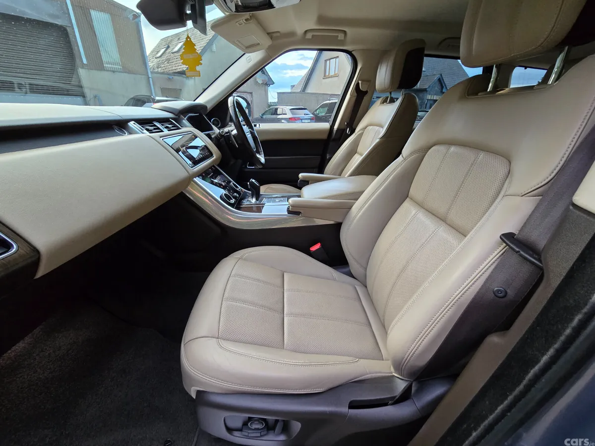 Land Rover Range Rover Sport SUV, Diesel, 2018, Blue