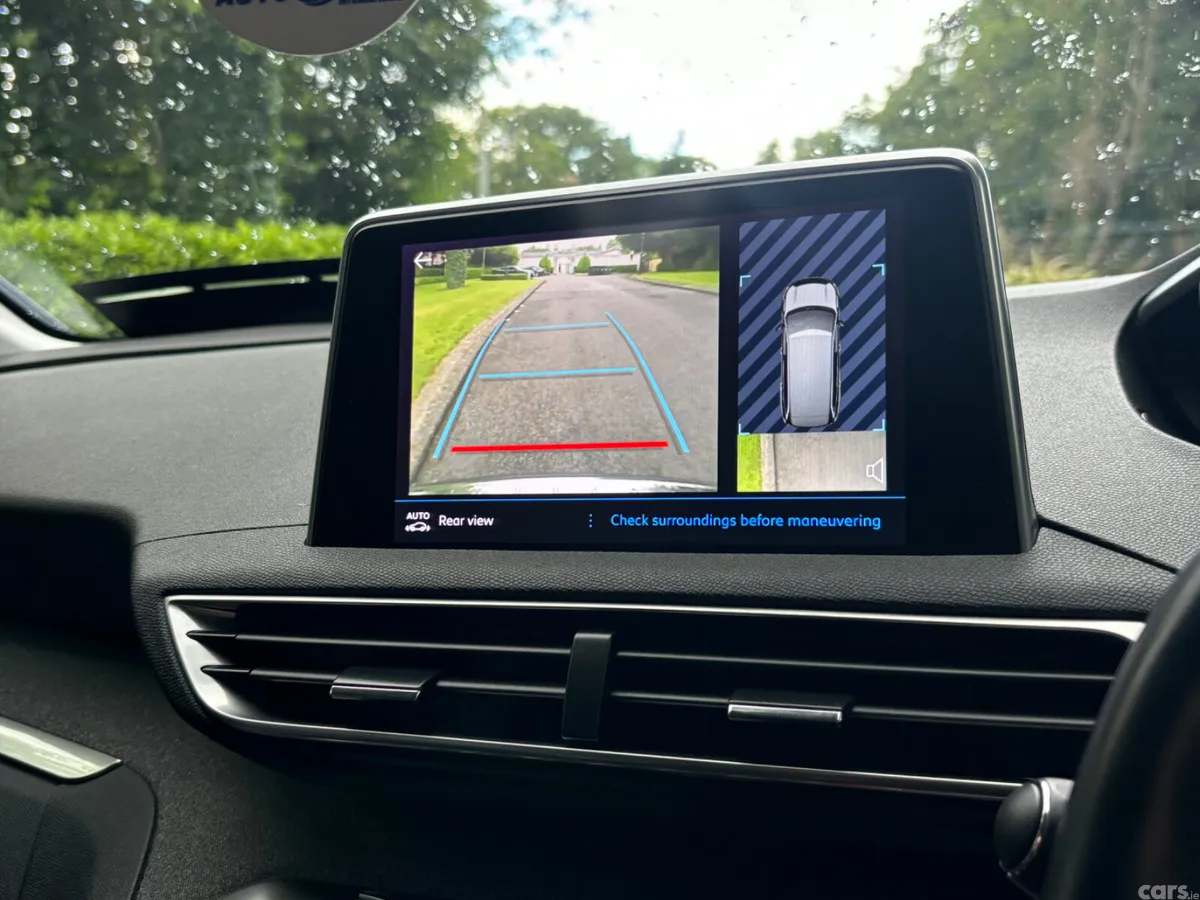 Peugeot 5008 MPV, Diesel, 2020, Grey