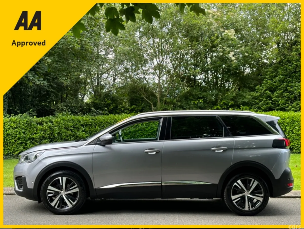 Peugeot 5008 MPV, Diesel, 2020, Grey