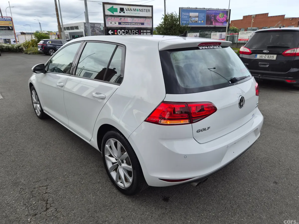 Volkswagen Golf Hatchback, Petrol, 2016, White