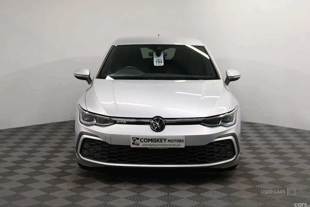 Volkswagen Golf Hatchback, Diesel, 2023, Silver