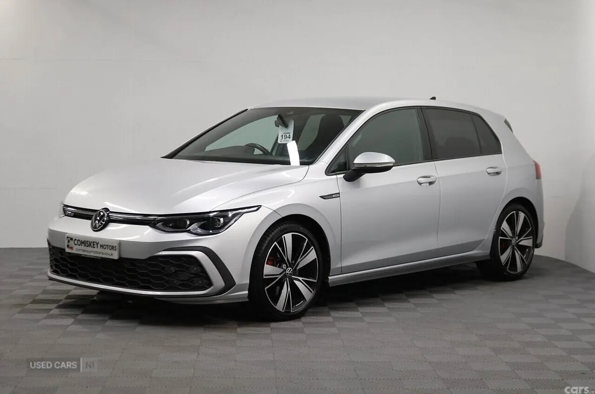 Volkswagen Golf Hatchback, Diesel, 2023, Silver