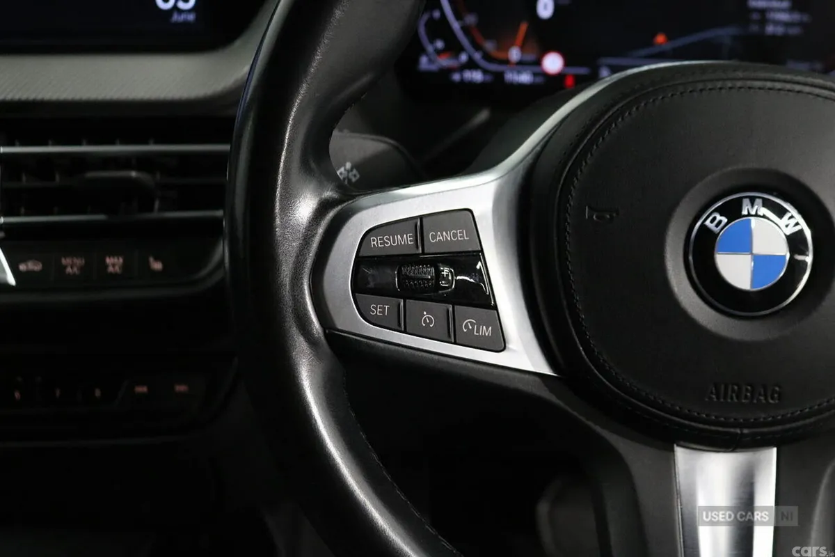 BMW 1-Series Hatchback, Diesel, 2023, White