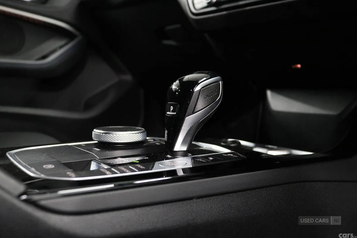 BMW 1-Series Hatchback, Diesel, 2023, White