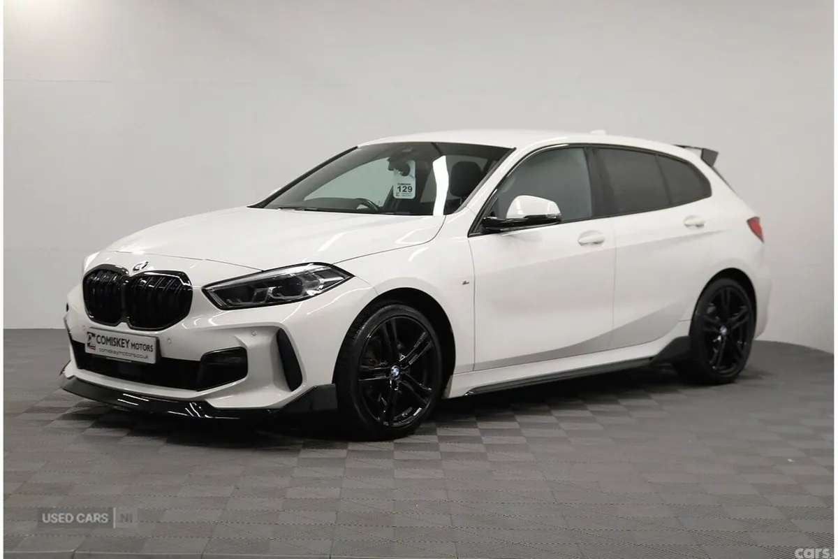 BMW 1-Series Hatchback, Diesel, 2023, White