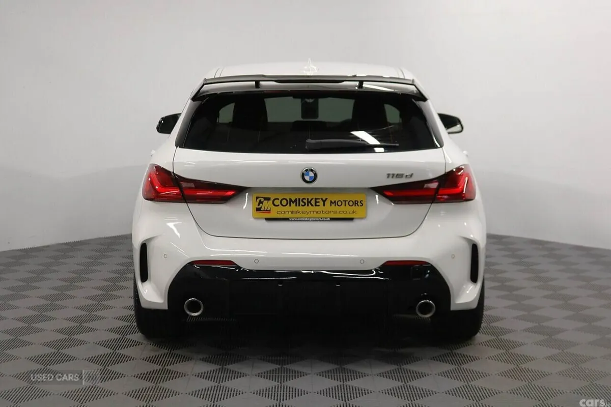 BMW 1-Series Hatchback, Diesel, 2023, White