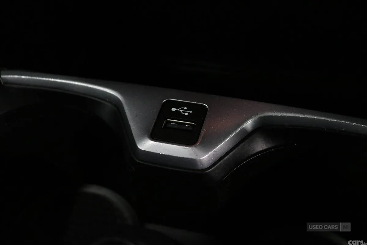 BMW 1-Series Hatchback, Diesel, 2023, White