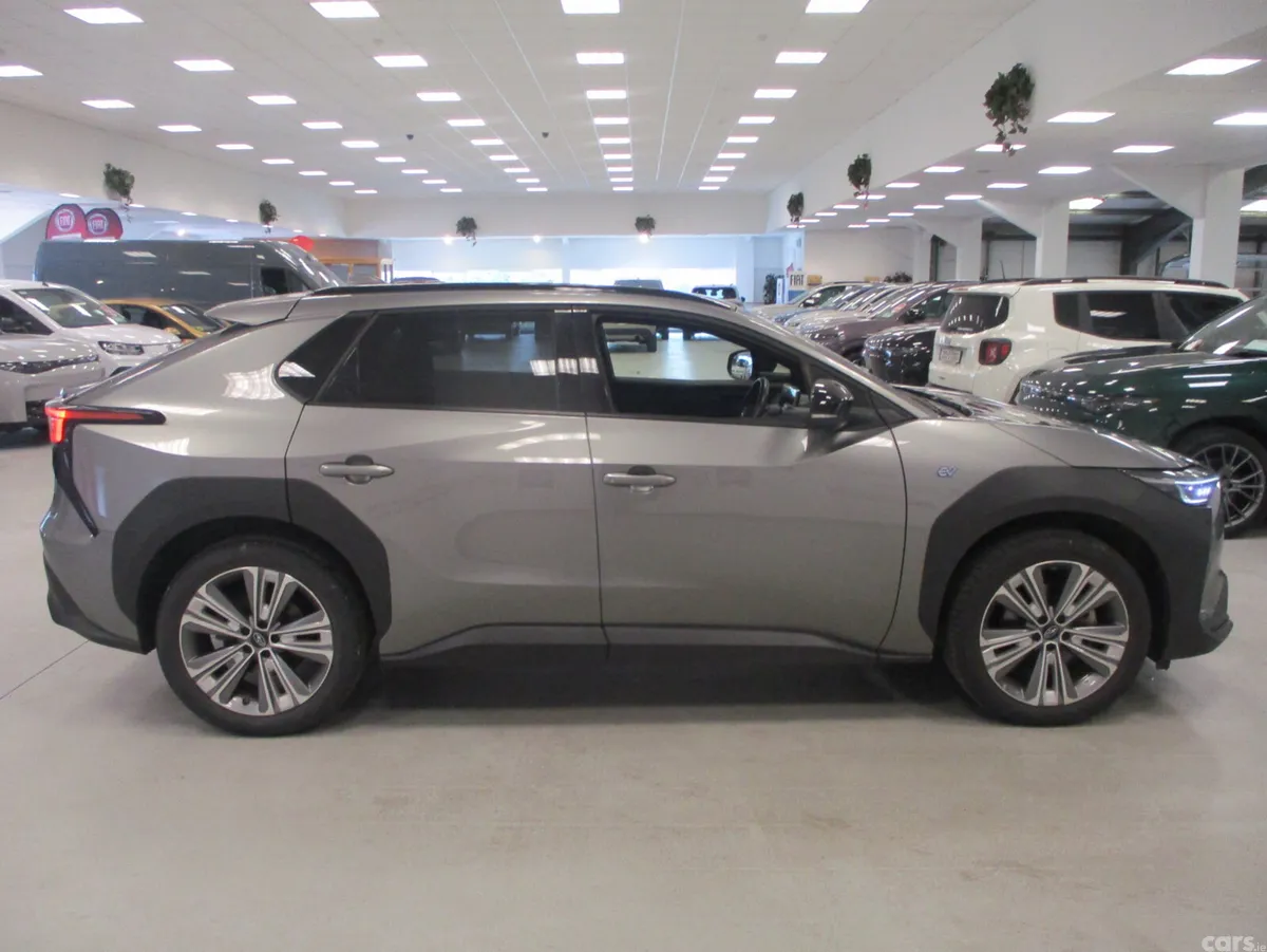 Subaru Solterra Estate, Electric, 2023, Grey