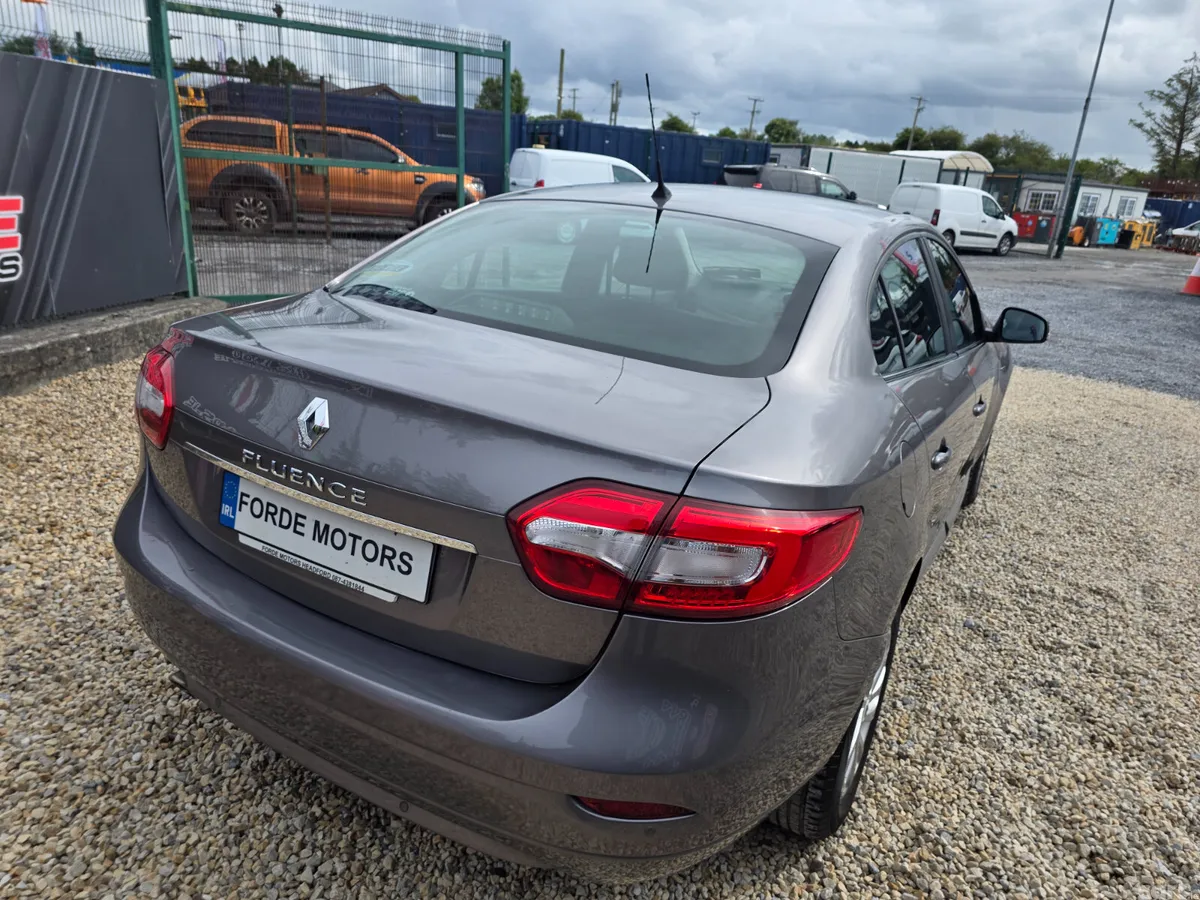 Renault Fluence Saloon, Diesel, 2016, Grey
