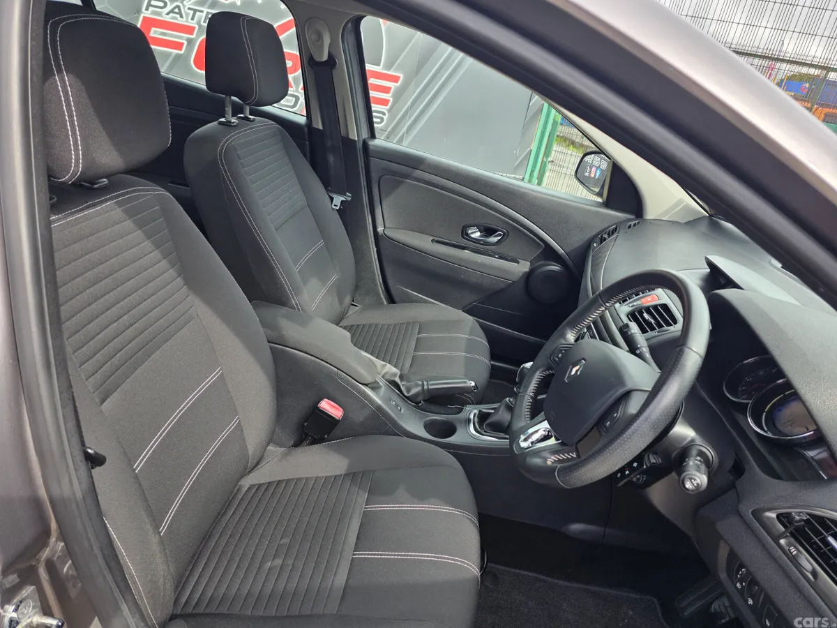 Renault Fluence Saloon, Diesel, 2016, Grey