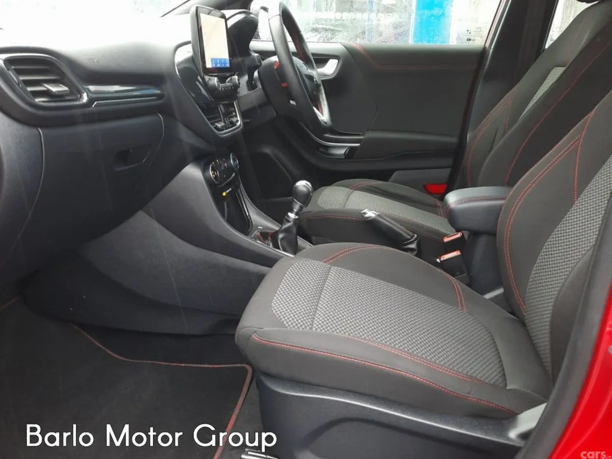 Ford Puma MPV, Petrol Hybrid, 2023, Red