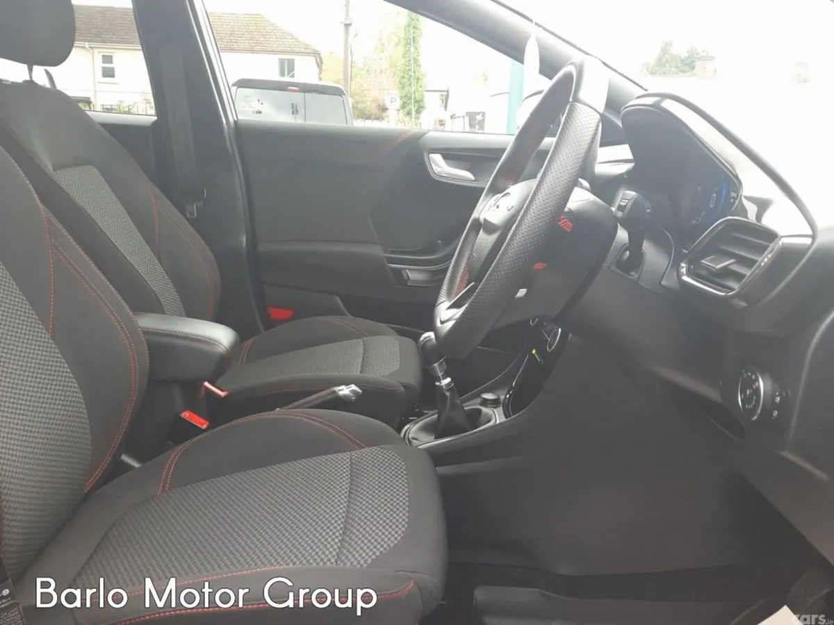 Ford Puma MPV, Petrol Hybrid, 2023, Black